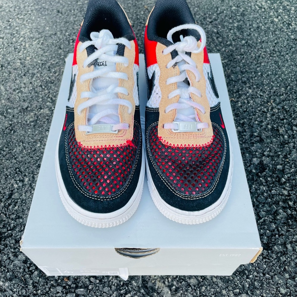 Nike Air Force 1 LV8 1 (GS) Kids - Picture 2 of 4
